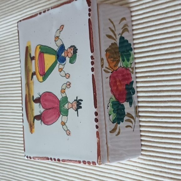 Ceramic Trinket box, made in Italy - Picture 5 of 7